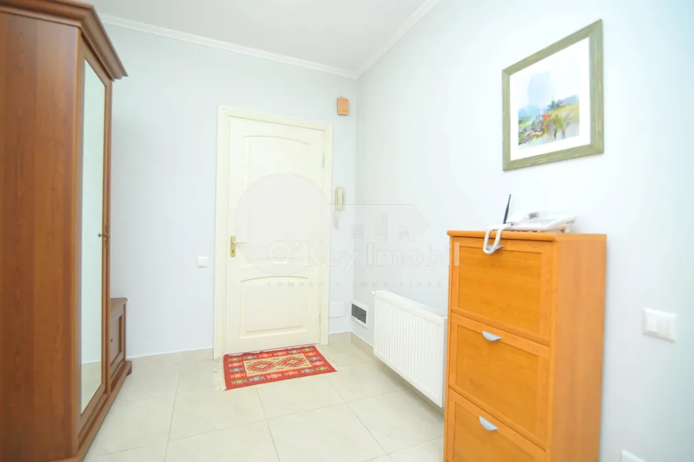 Apartament, Centru, PETRU MOVILĂ