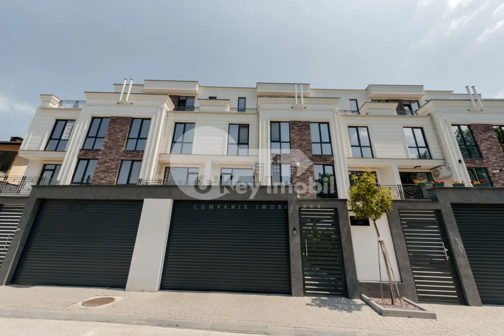 Таунхаус, ДУРЛЕШТЫ