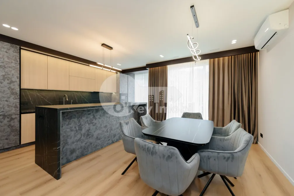 Таунхаус, ДУРЛЕШТЫ