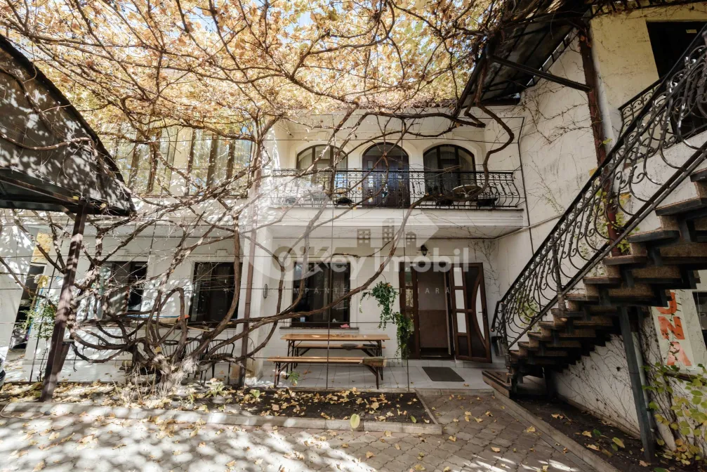 Комм. помещение, Центр, ВАЛЕРИУ КУПЧА