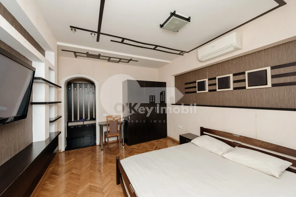 Комм. помещение, Центр, ВАЛЕРИУ КУПЧА