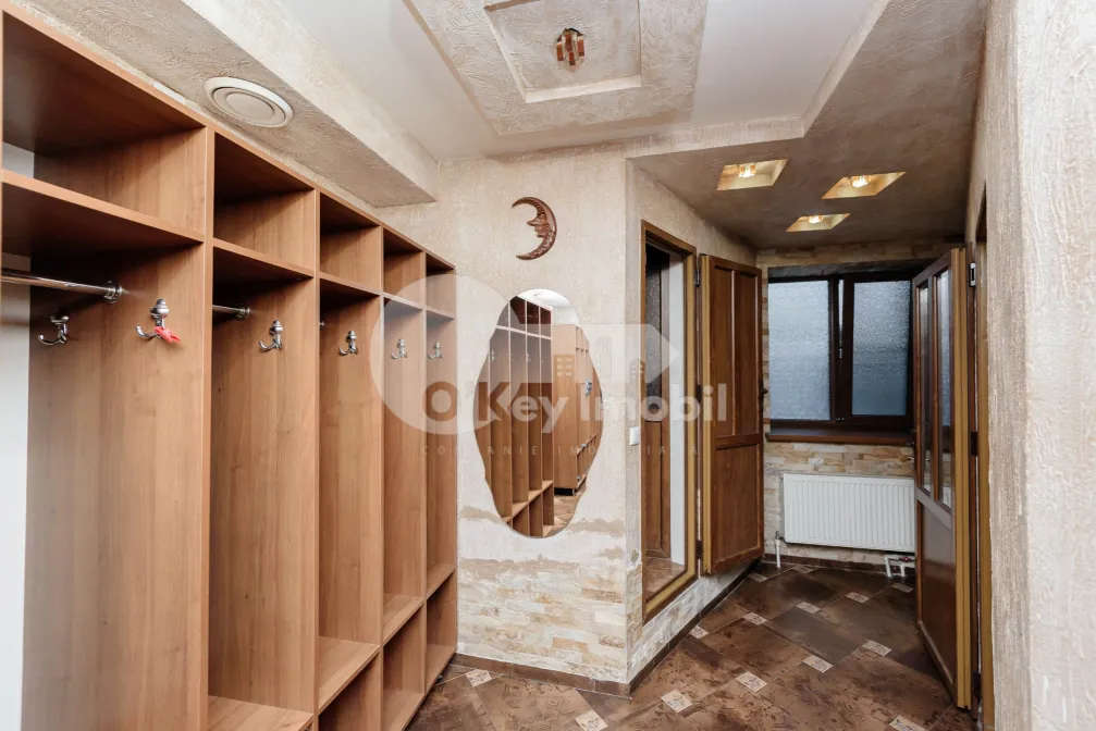 Комм. помещение, Центр, ВАЛЕРИУ КУПЧА