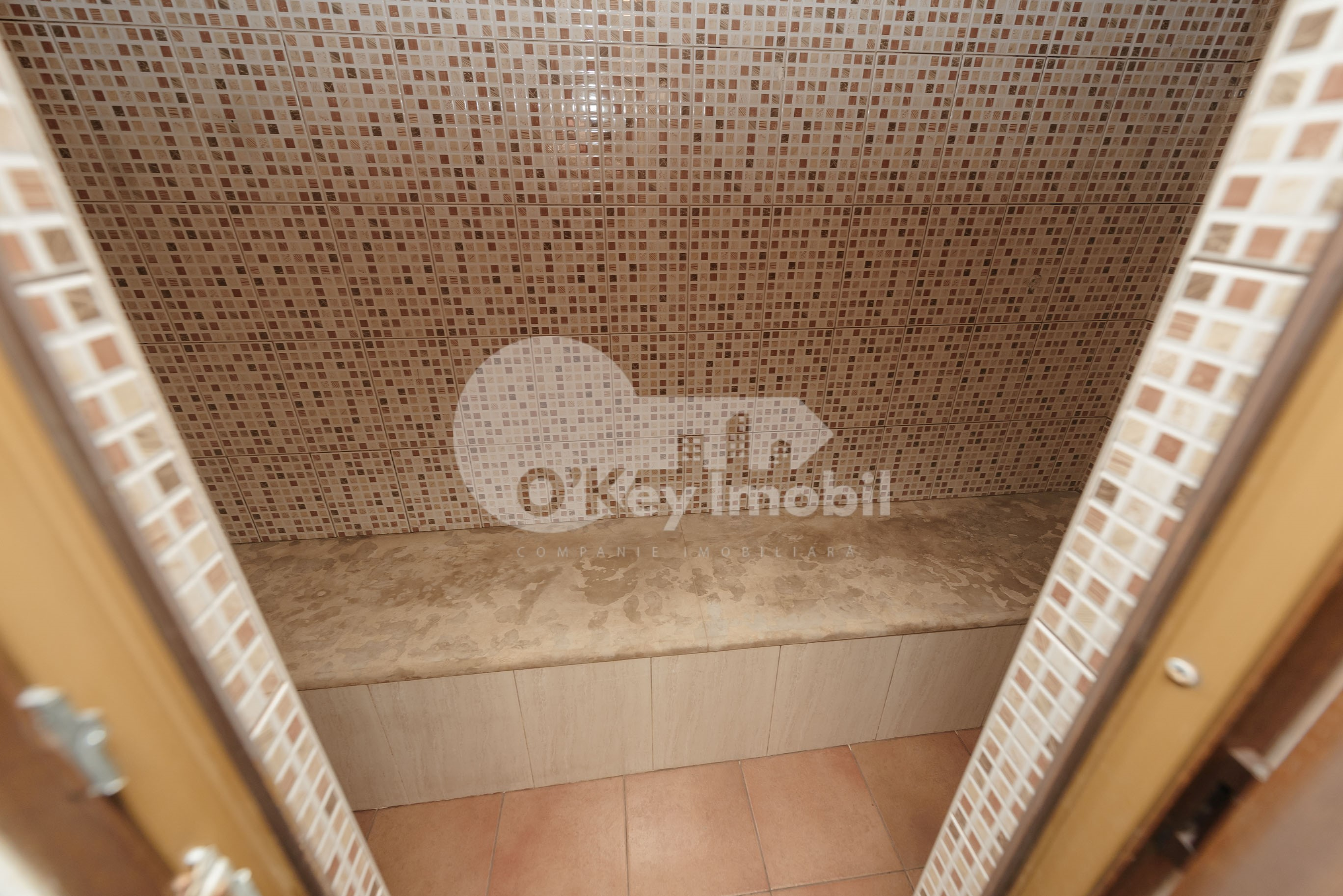 Spațiu comercial, Centru, VALERIU CUPCEA