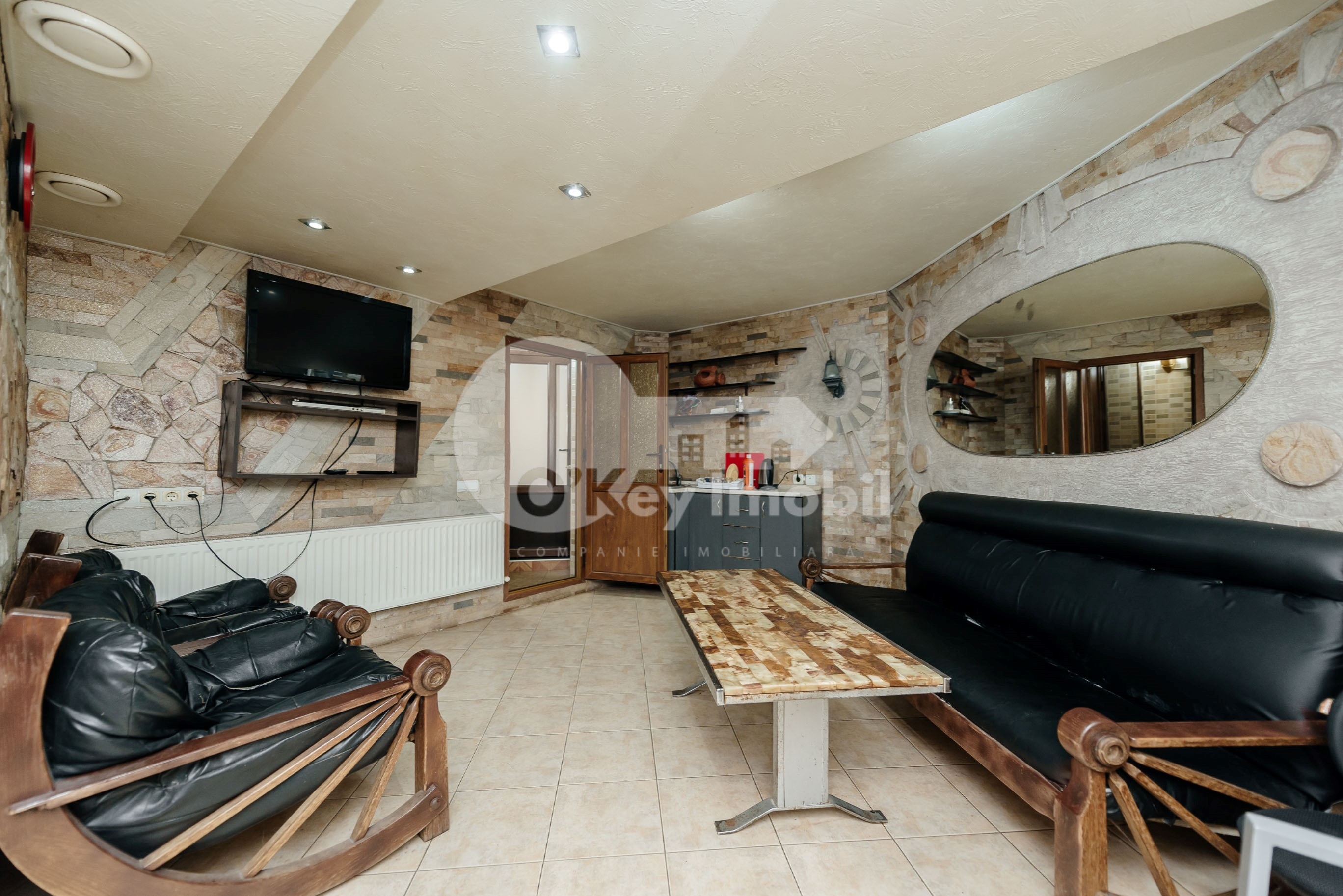 Spațiu comercial, Centru, VALERIU CUPCEA