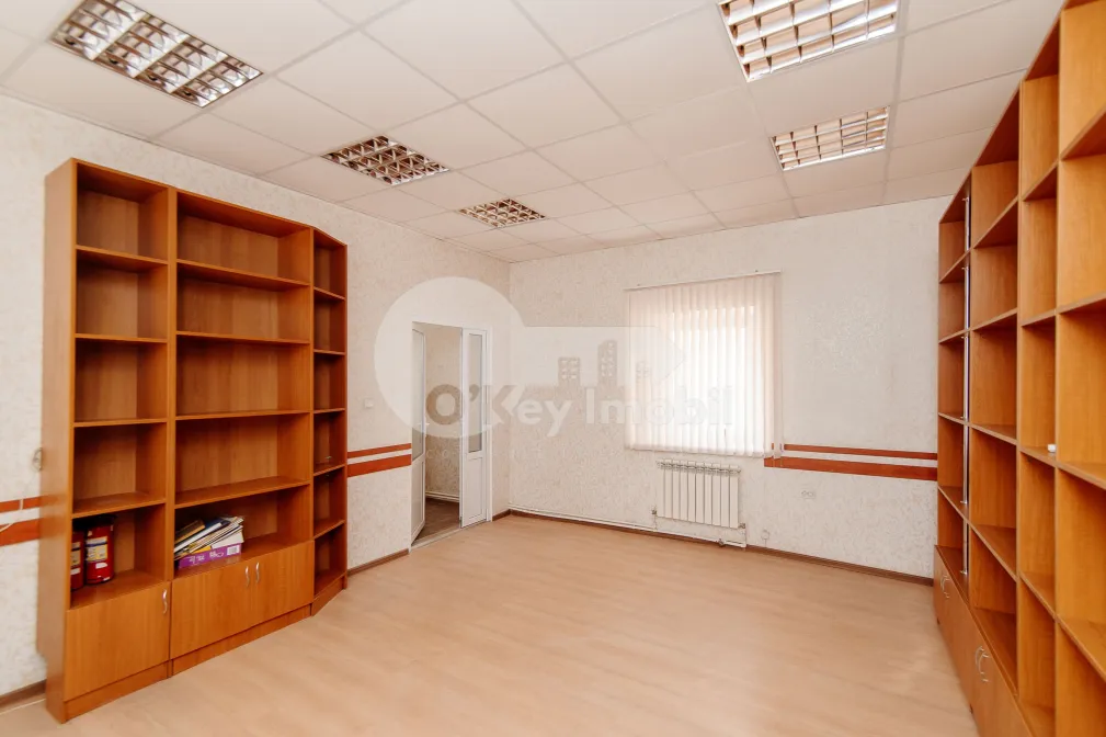 Oficiu, Centru, PETRU MOVILĂ