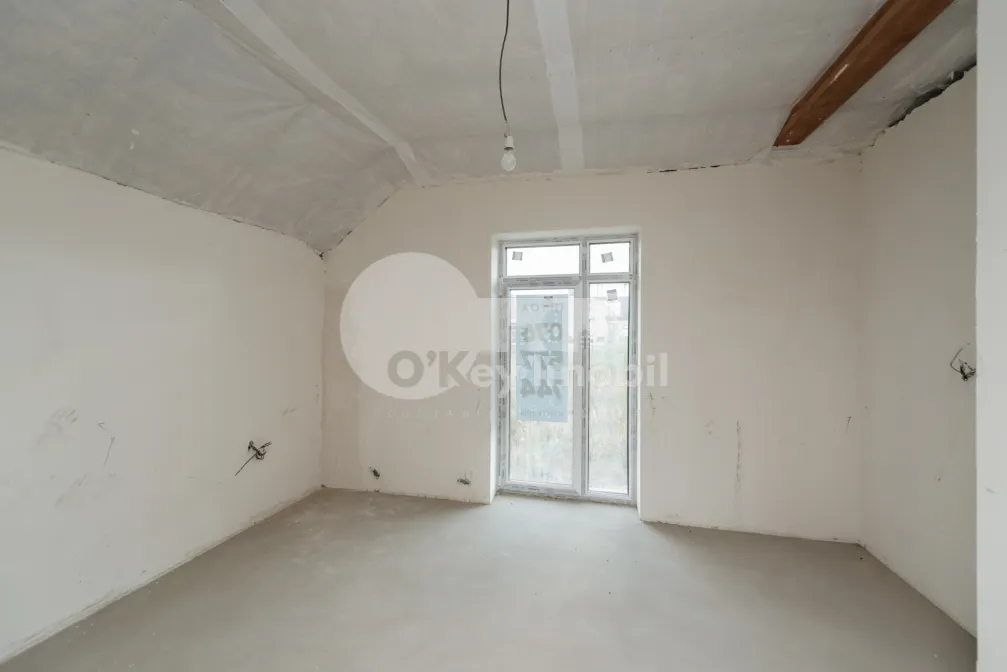 Дом, ПОЯНА ДОМНЯСКЭ