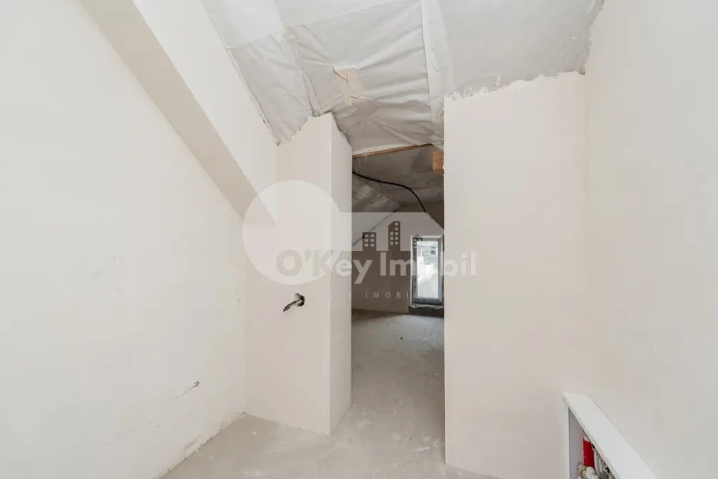 Дом, ПОЯНА ДОМНЯСКЭ