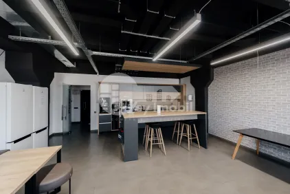 Офис, Центр, КОЛУМНА