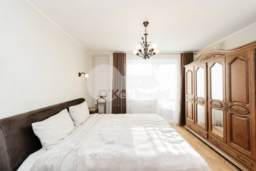 Apartament, Centru, PETRU RAREȘ