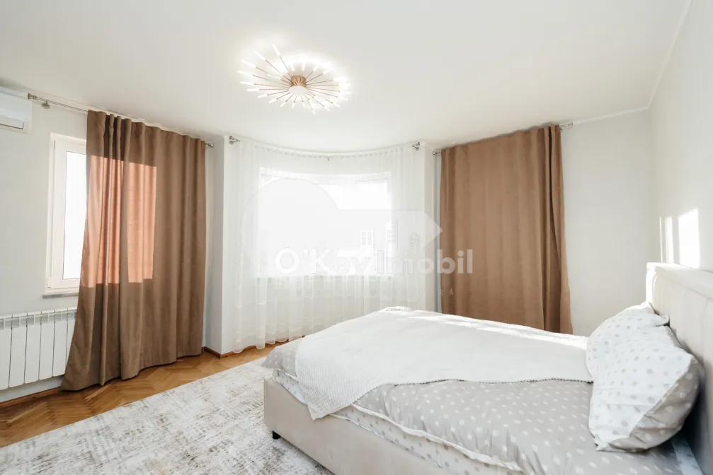 Apartament, Centru, PETRU RAREȘ