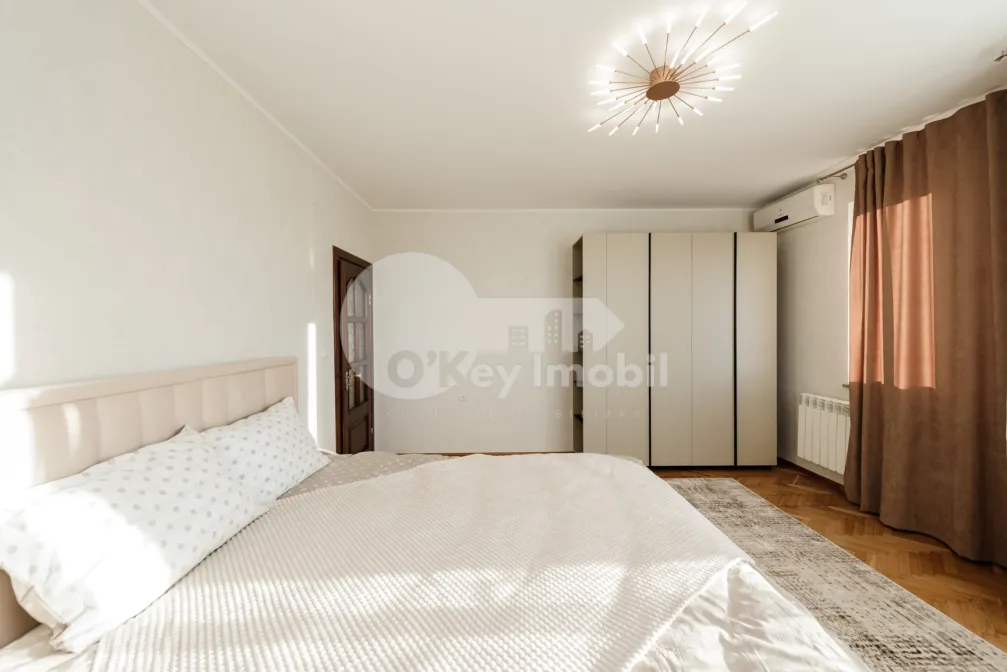 Apartament, Centru, PETRU RAREȘ