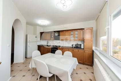 Apartament, Centru, PETRU RAREȘ