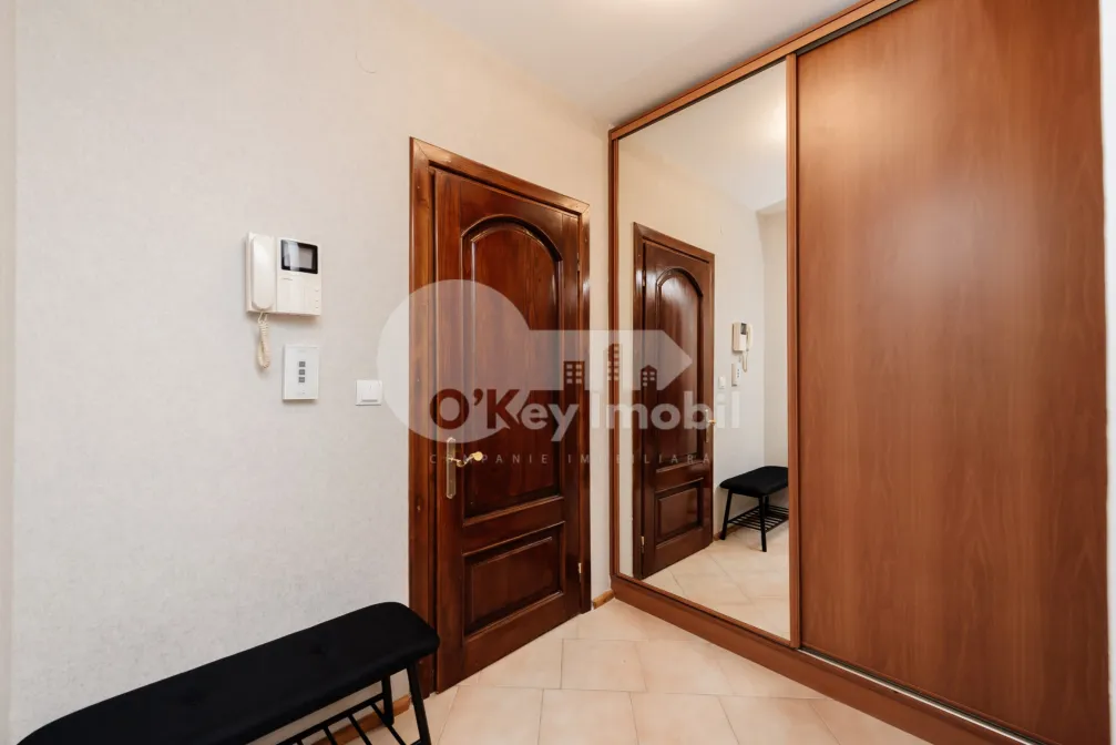 Apartament, Centru, PETRU RAREȘ