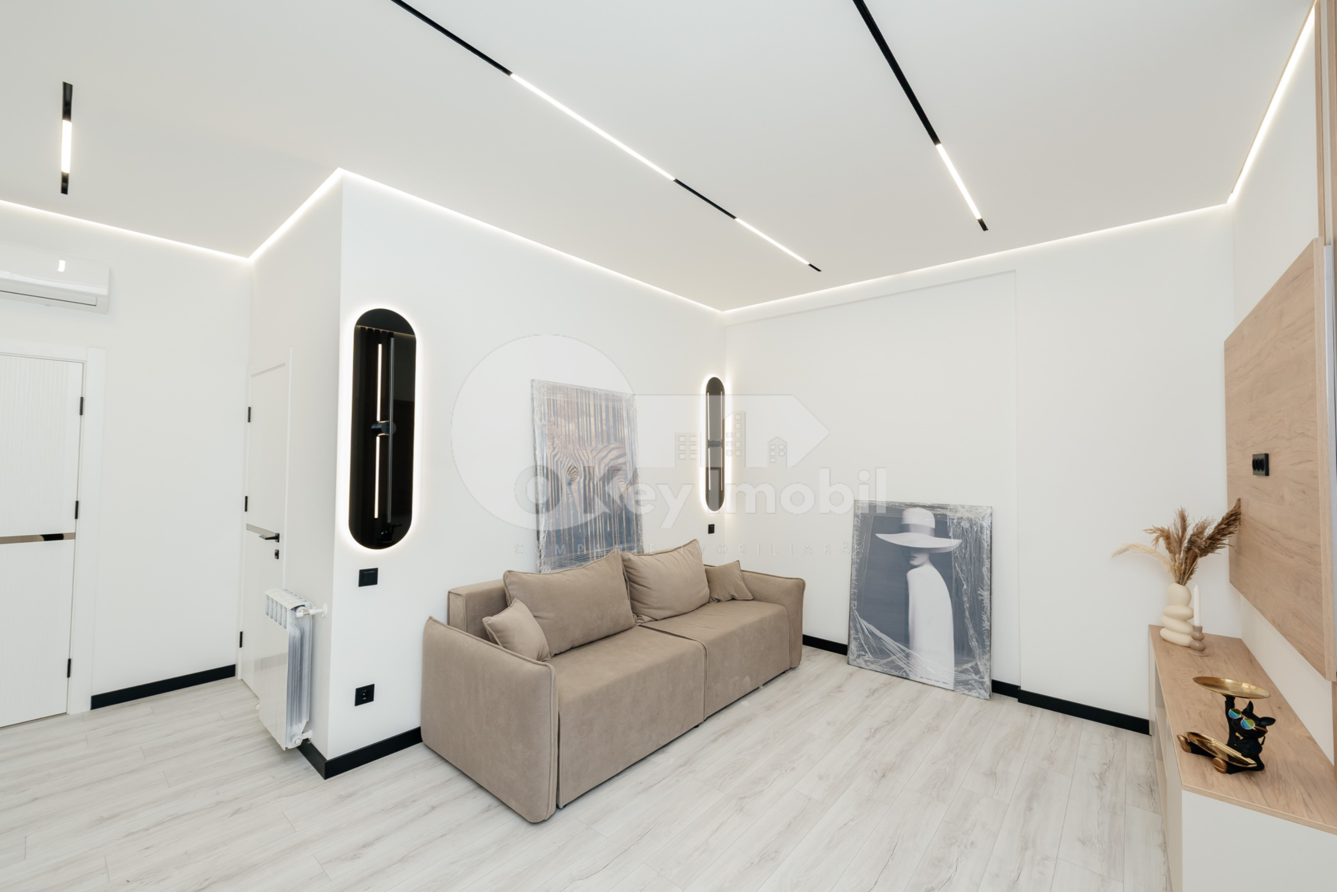 Apartament, Buiucani, VASILE LUPU