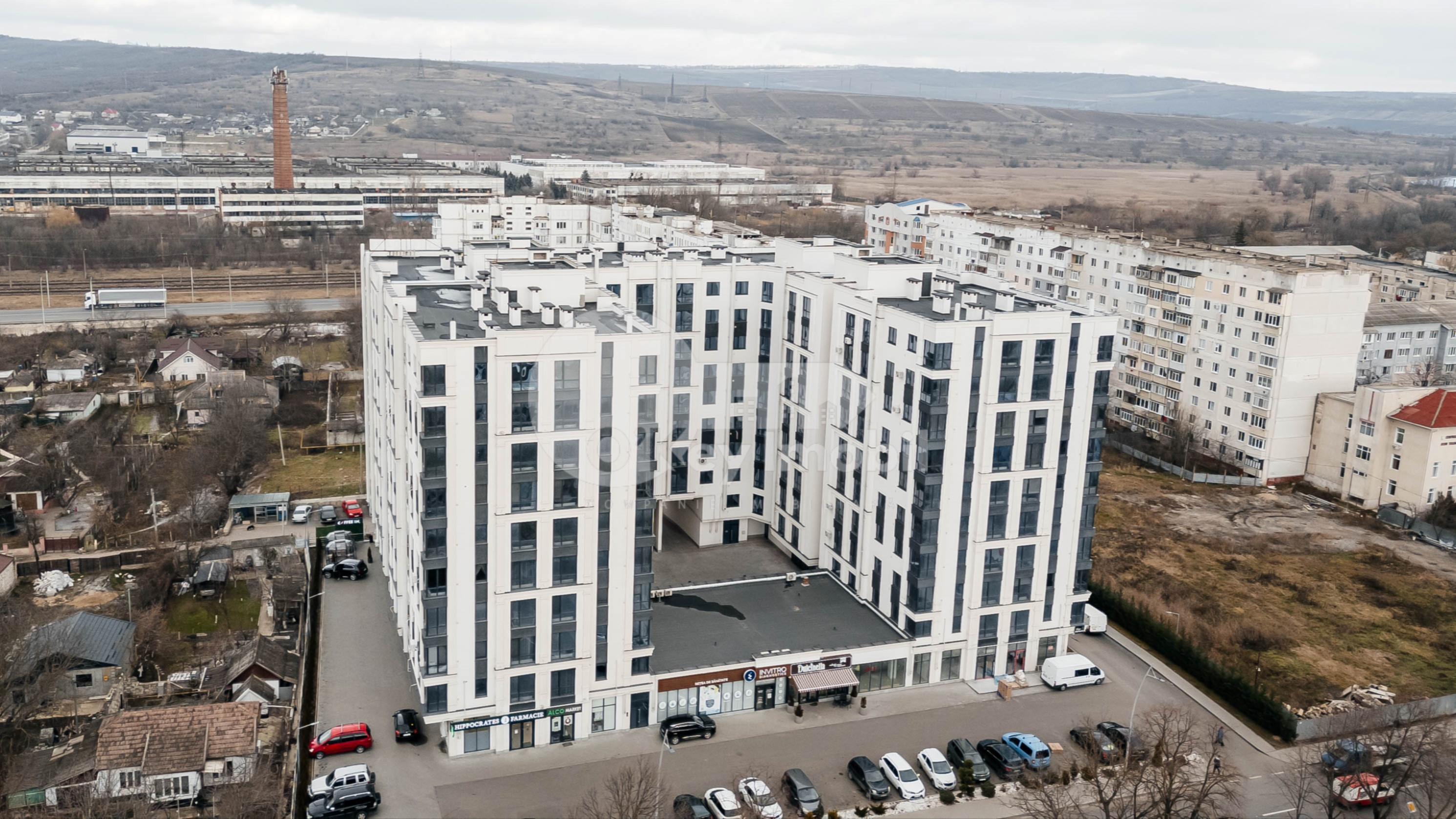 Apartament, STRĂȘENI