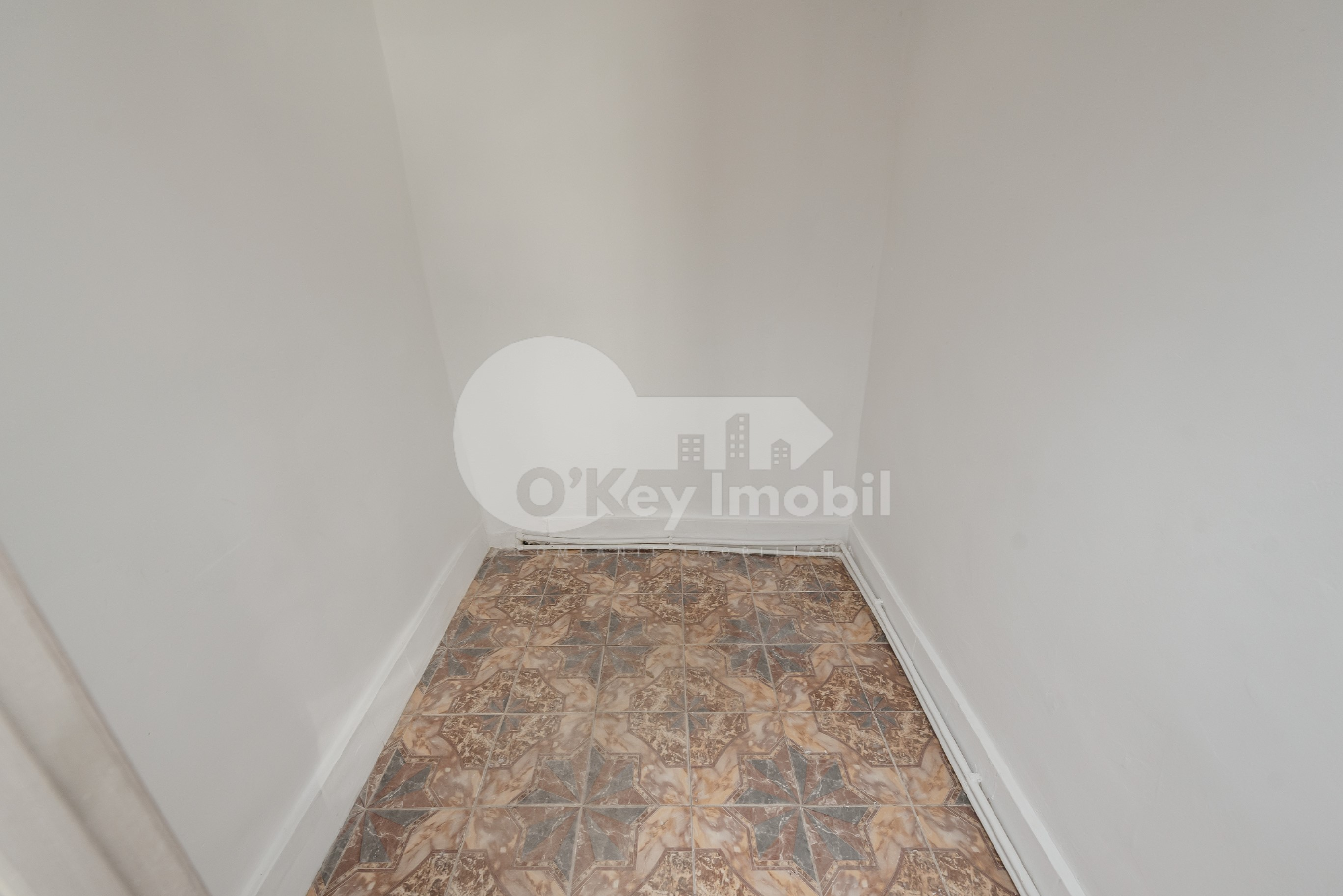 Oficiu, Centru, ALEXANDRU HÂJDEU