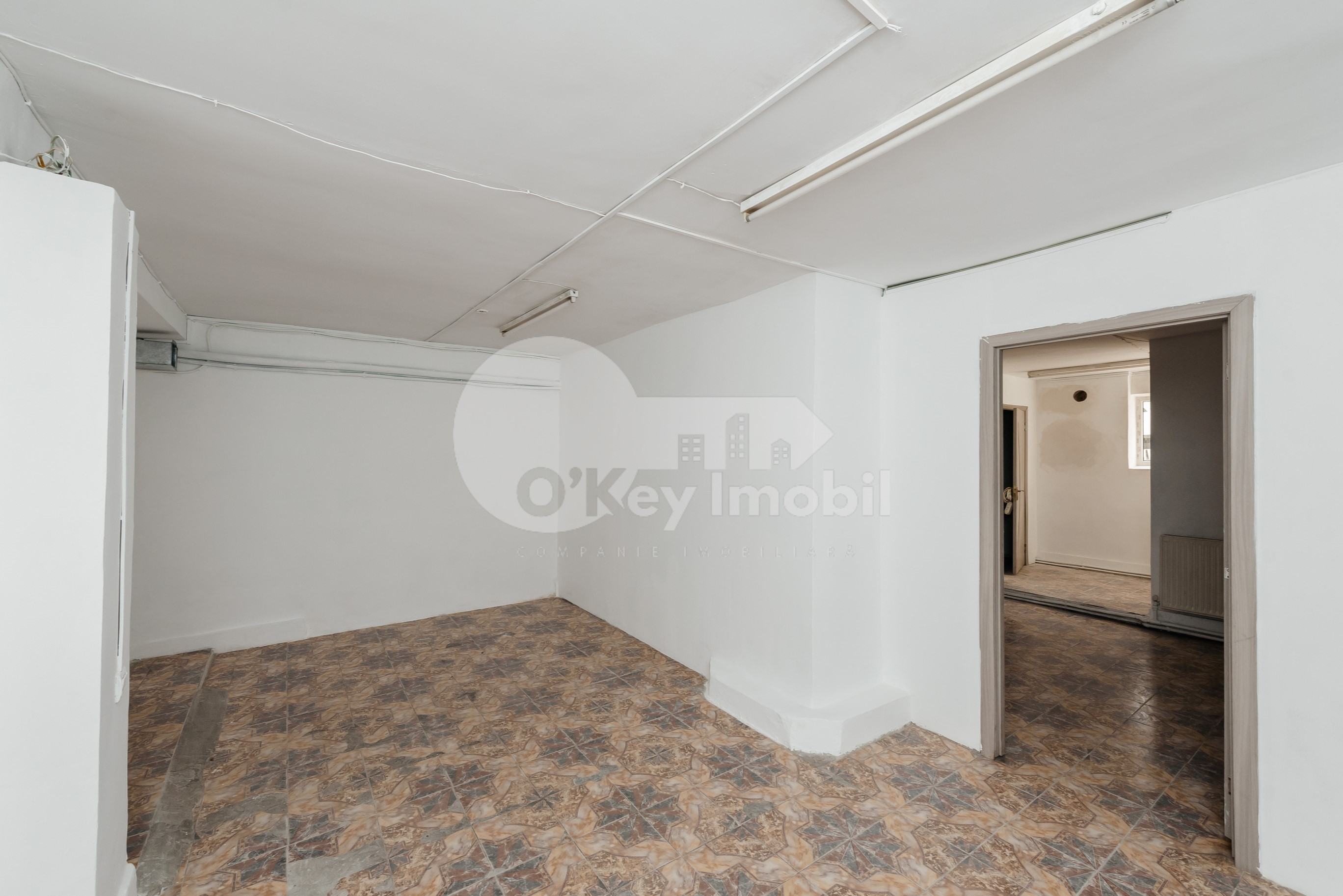 Oficiu, Centru, ALEXANDRU HÂJDEU