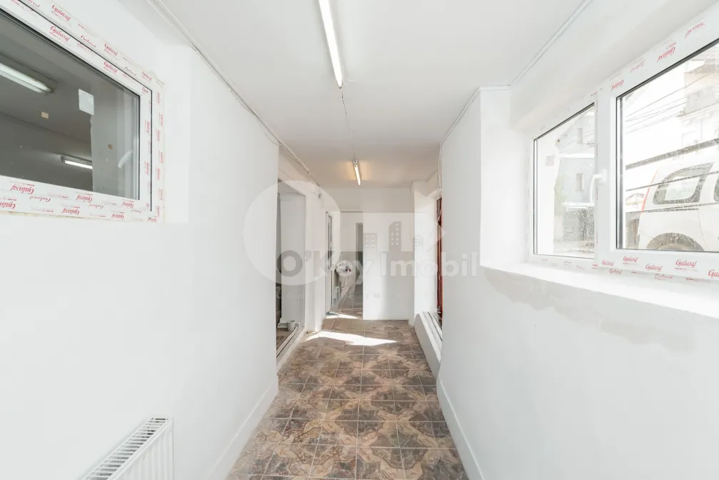 Офис, Центр, АЛЕКСАНДРУ ХЫЖДЕУ