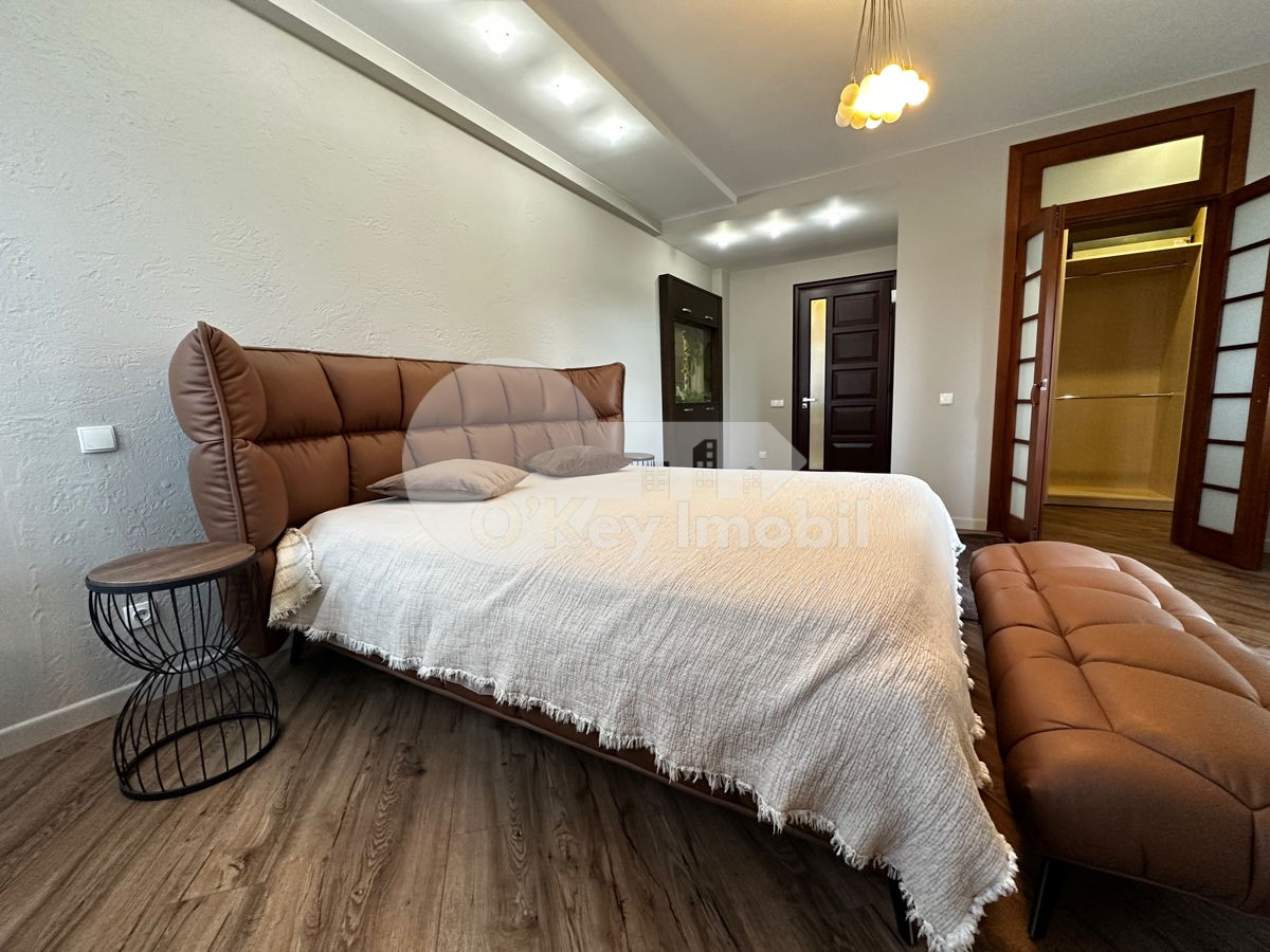 Apartament, Centru, ALEXANDRU VLAHUȚĂ