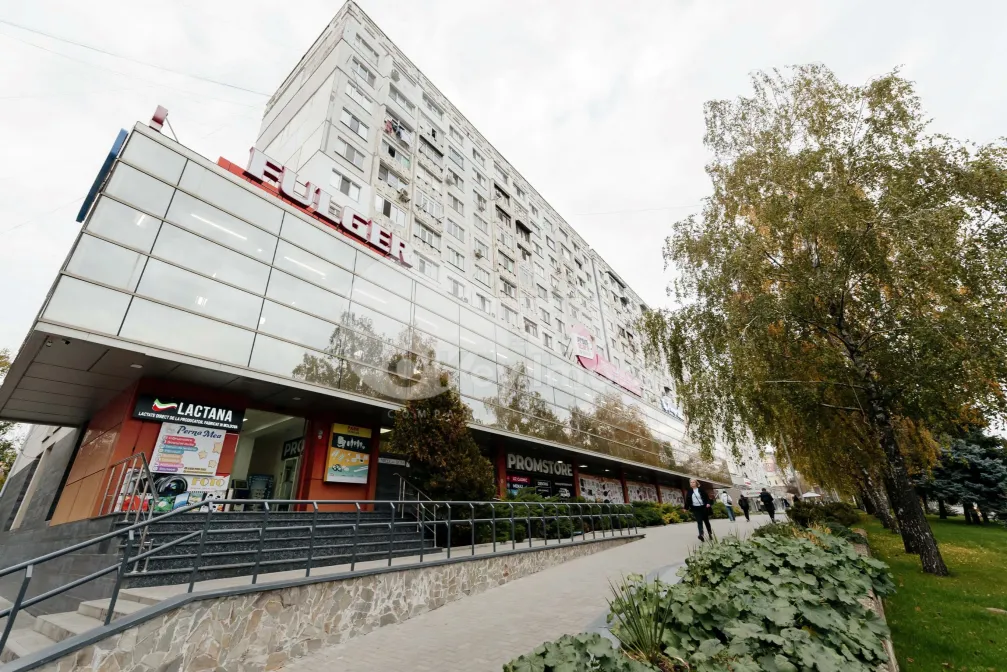 Квартира, Чеканы, МИРЧА ЧЕЛ БЭТРЫН