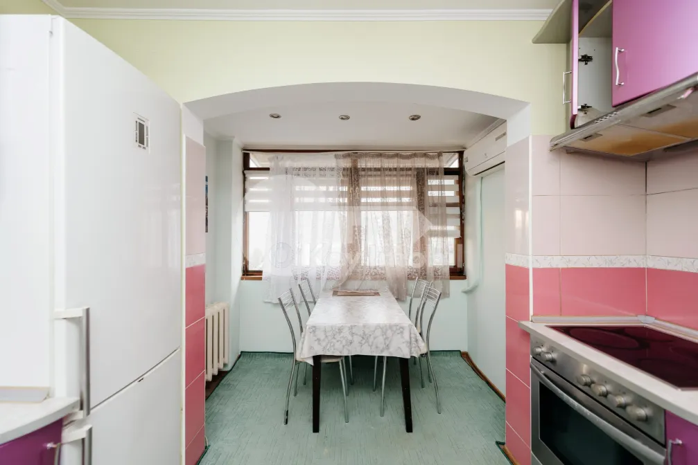 Квартира, Чеканы, МИРЧА ЧЕЛ БЭТРЫН