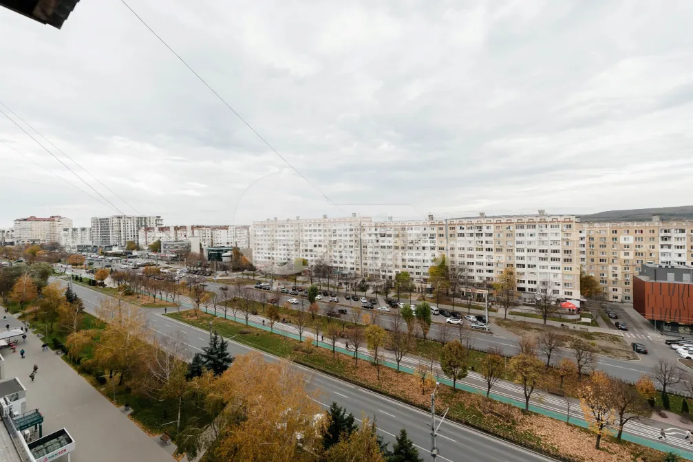 Квартира, Чеканы, МИРЧА ЧЕЛ БЭТРЫН