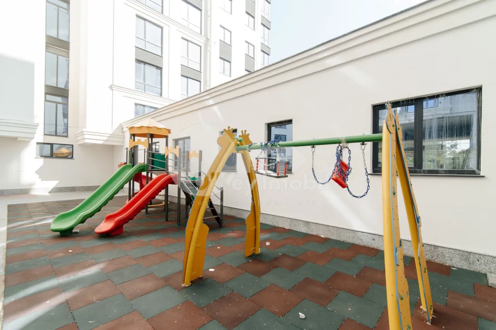 Квартира, СТРАШЕНЫ