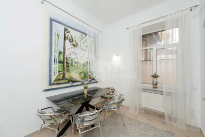 Дом, Центр, 31 АВГУСТА