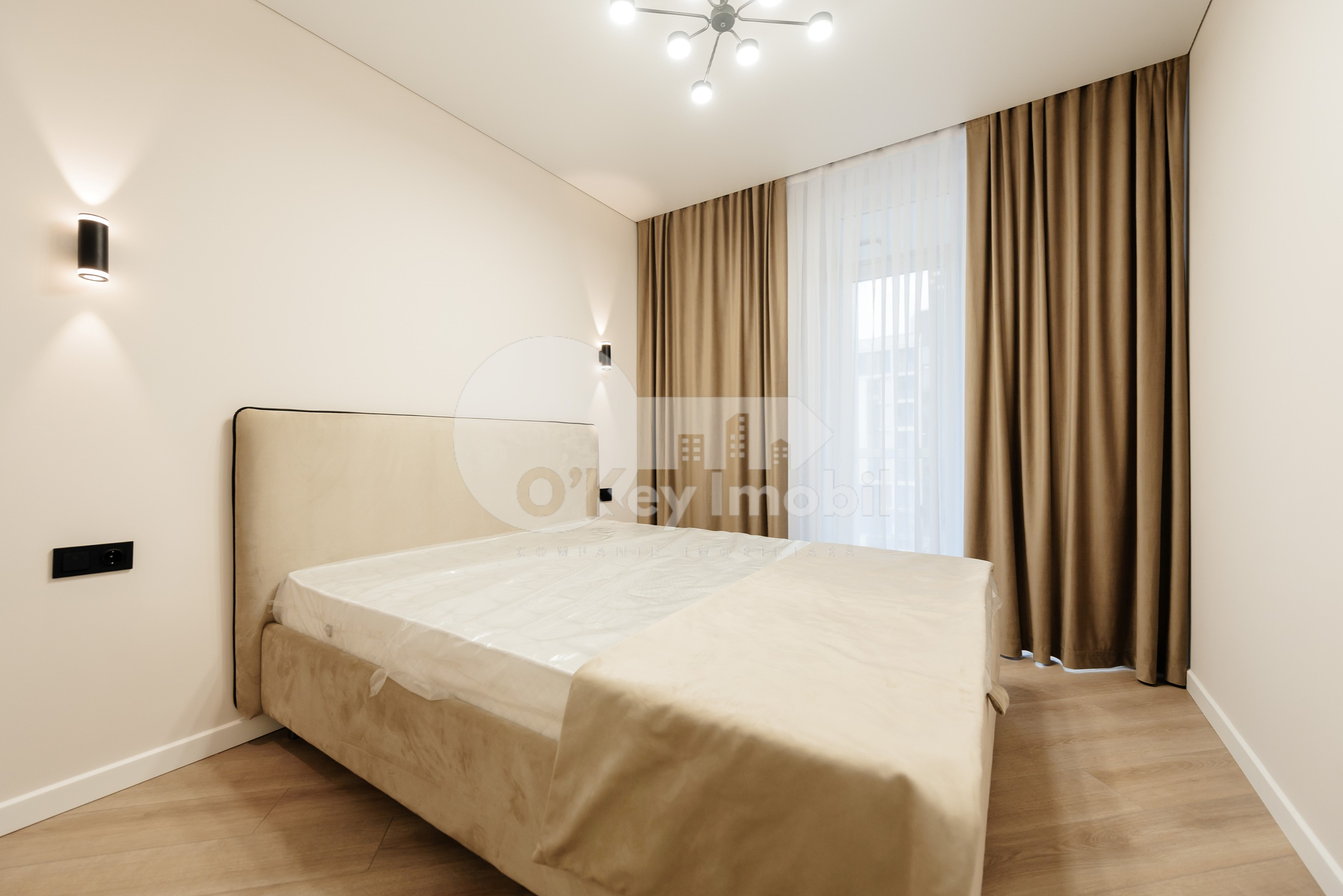 Apartament, Durlești, REGINA ELISABETA