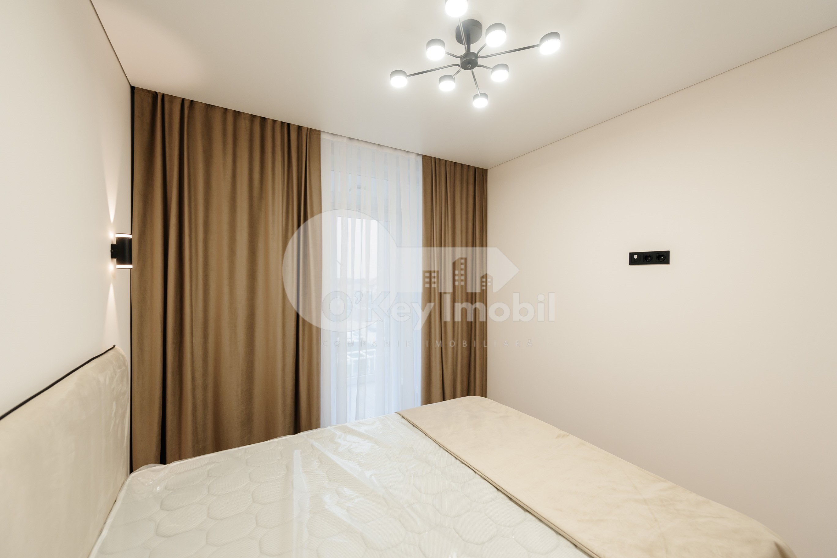 Apartament, Durlești, REGINA ELISABETA