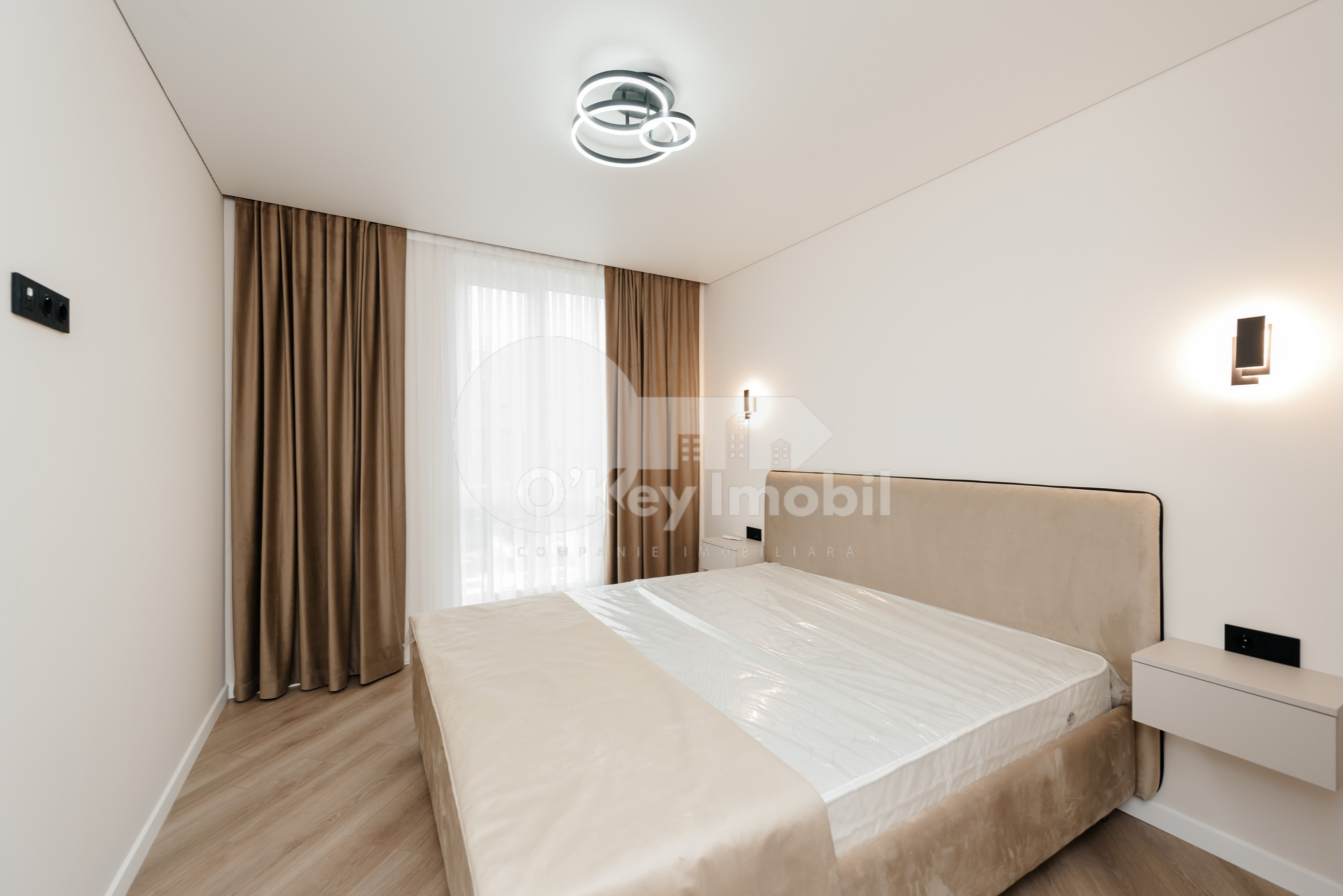 Apartament, Durlești, REGINA ELISABETA