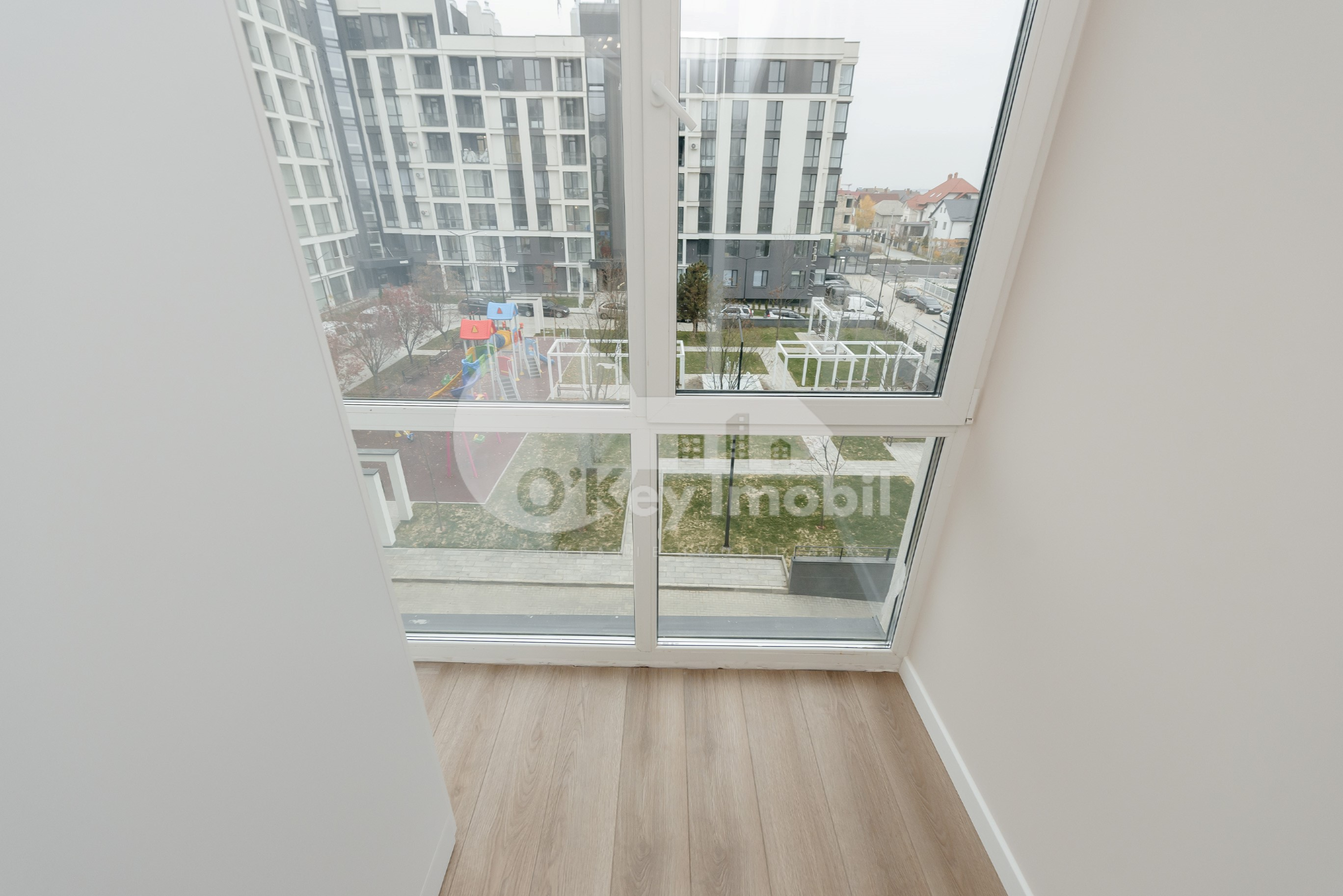 Apartament, Durlești, REGINA ELISABETA