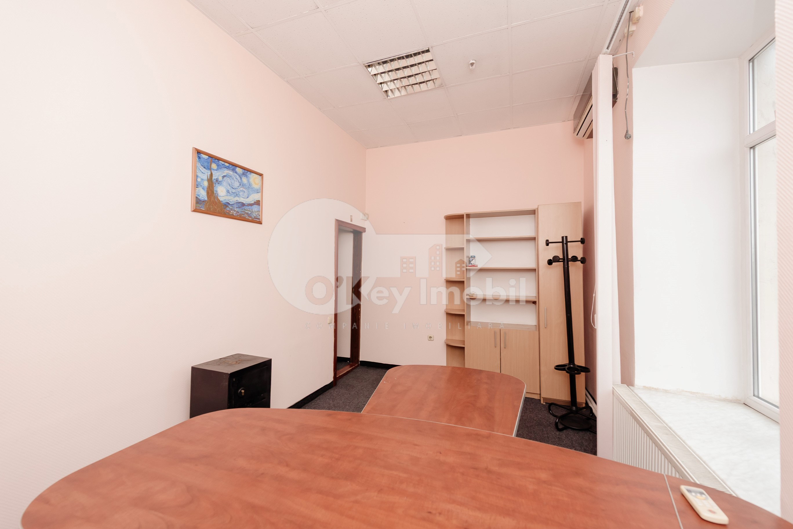 Oficiu, Centru, COLUMNA