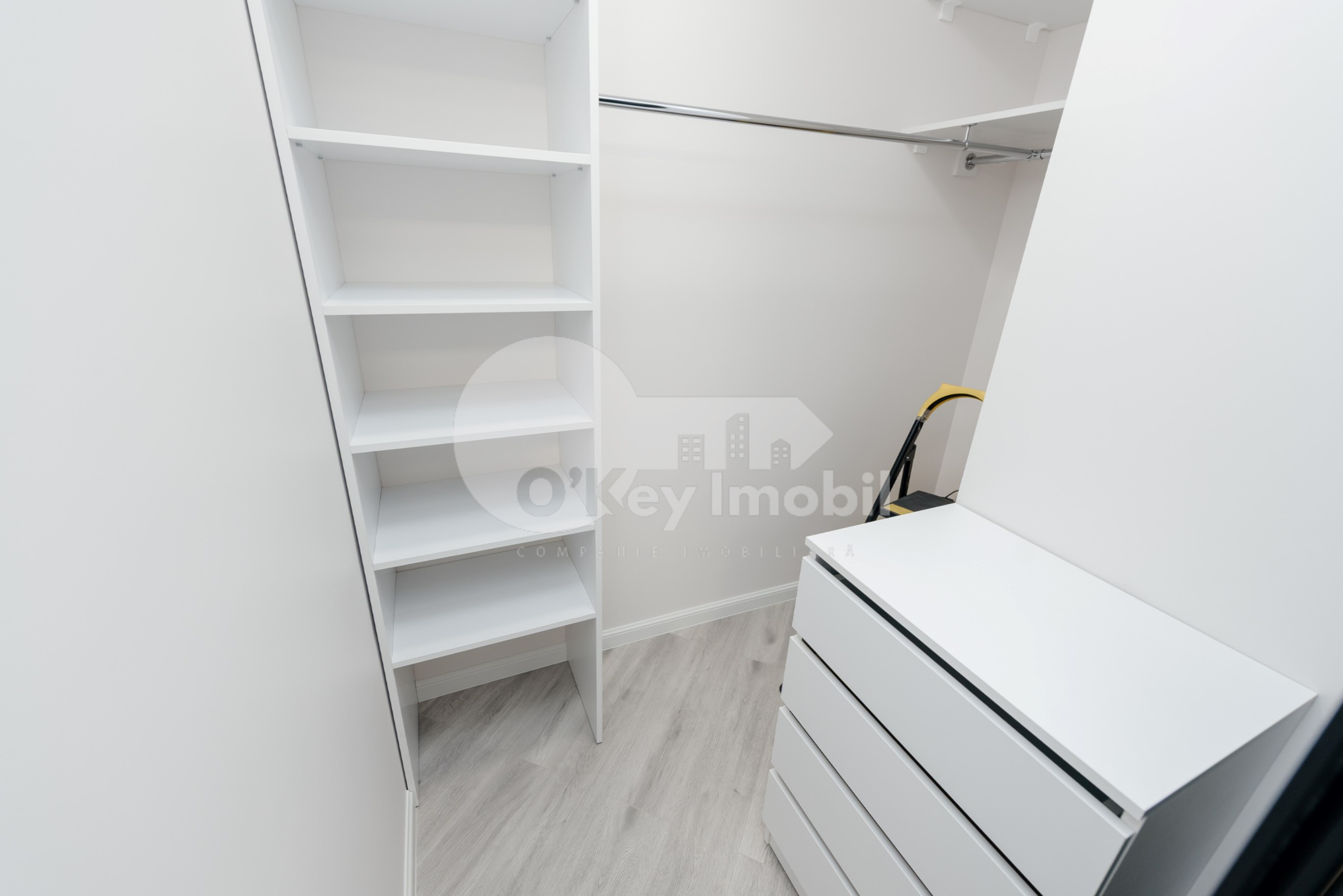 Apartament, Buiucani, ION BUZDUGAN