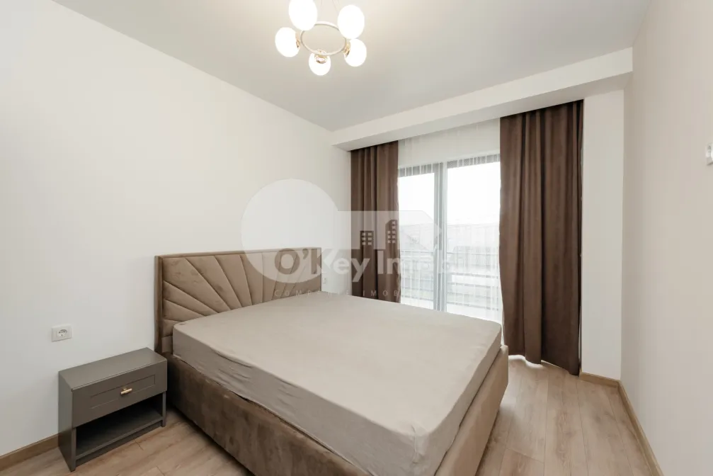 Townhouse, GRĂTIEȘTI