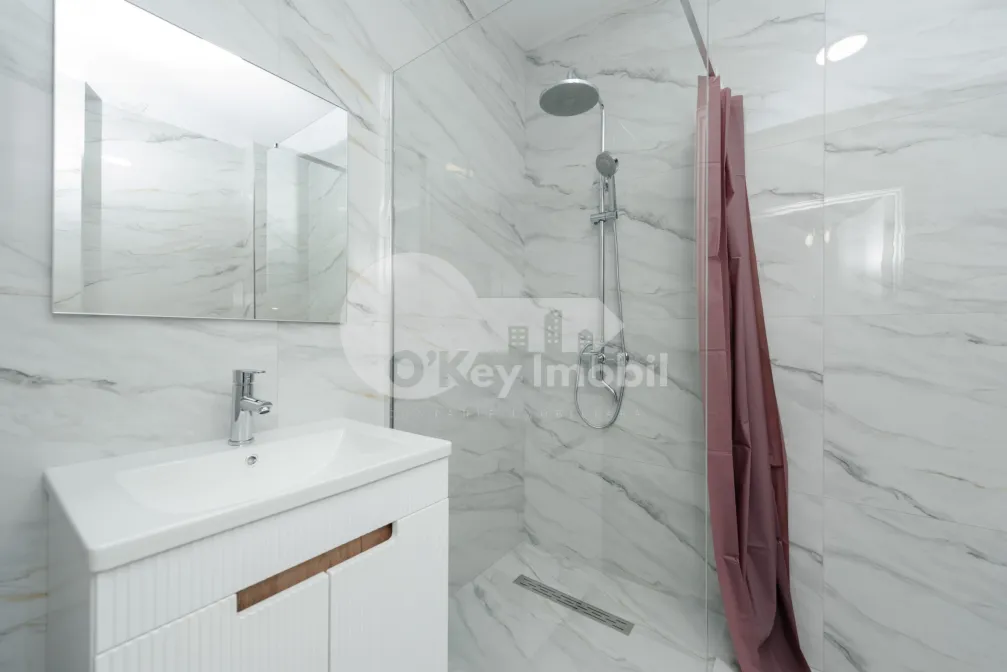 Townhouse, GRĂTIEȘTI