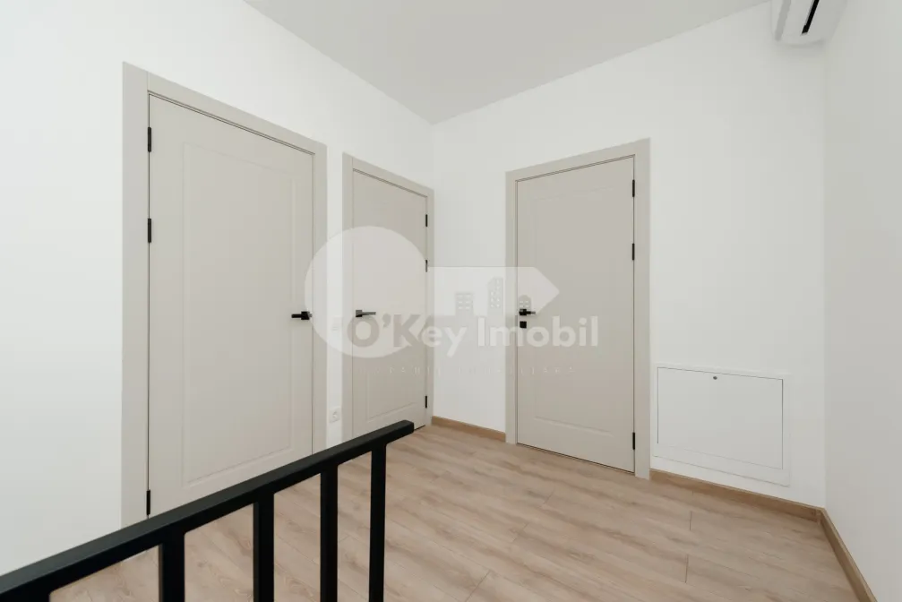 Townhouse, GRĂTIEȘTI