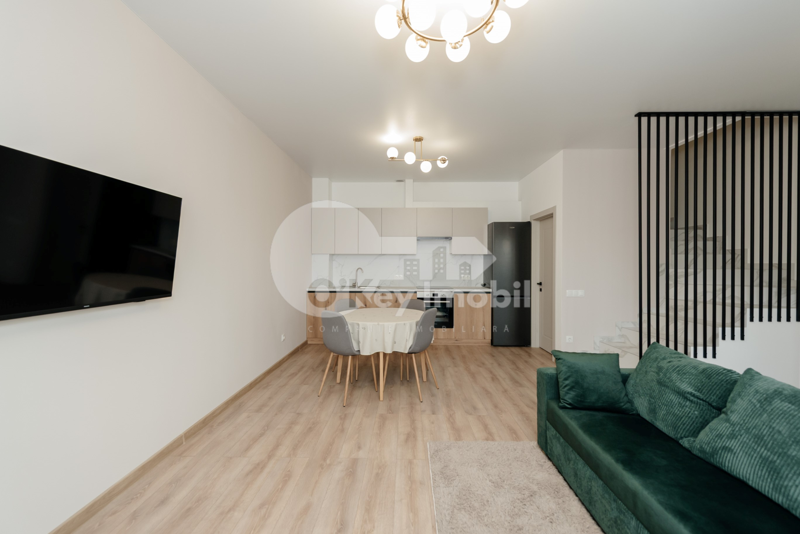 Townhouse, GRĂTIEȘTI