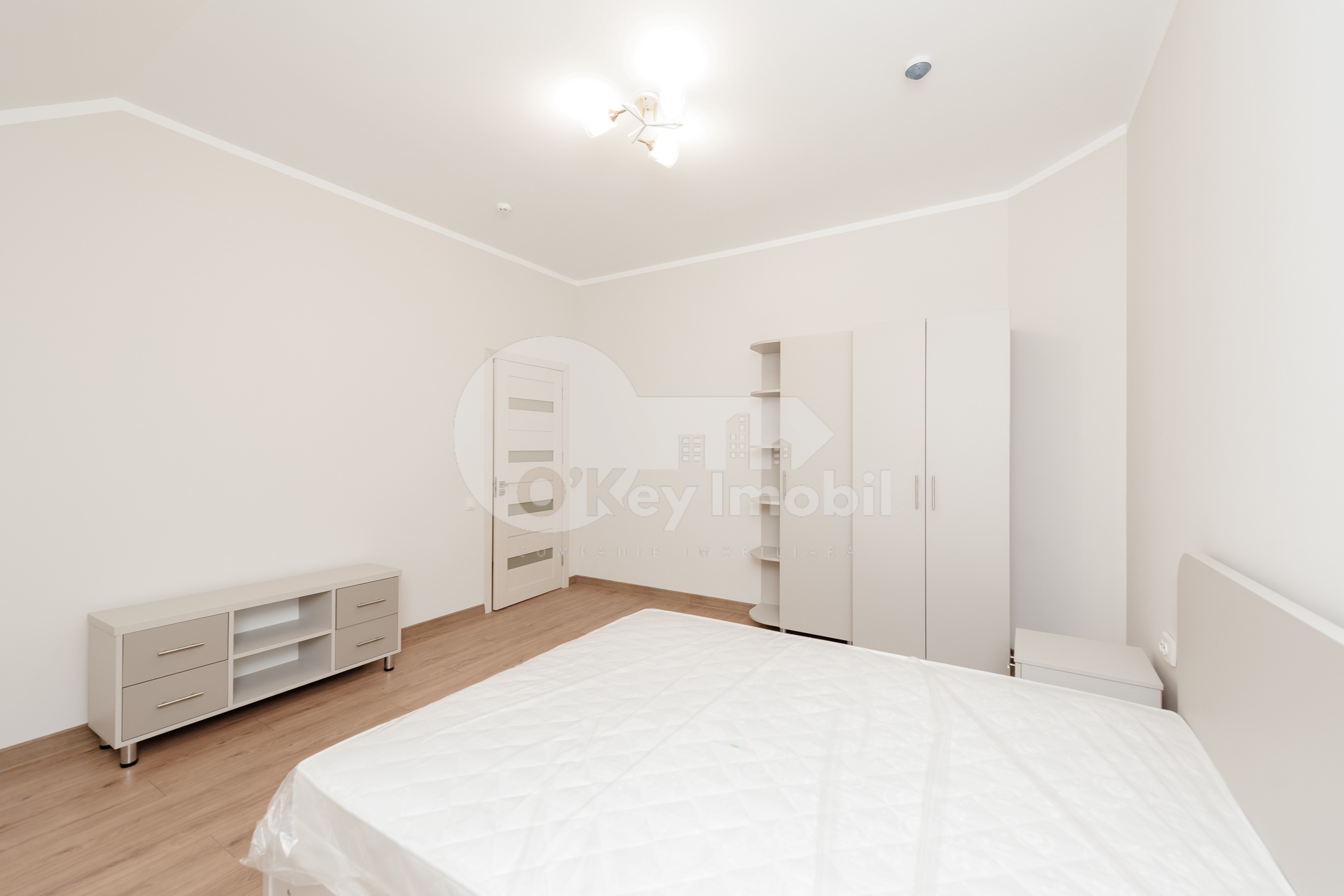 Apartament, STĂUCENI