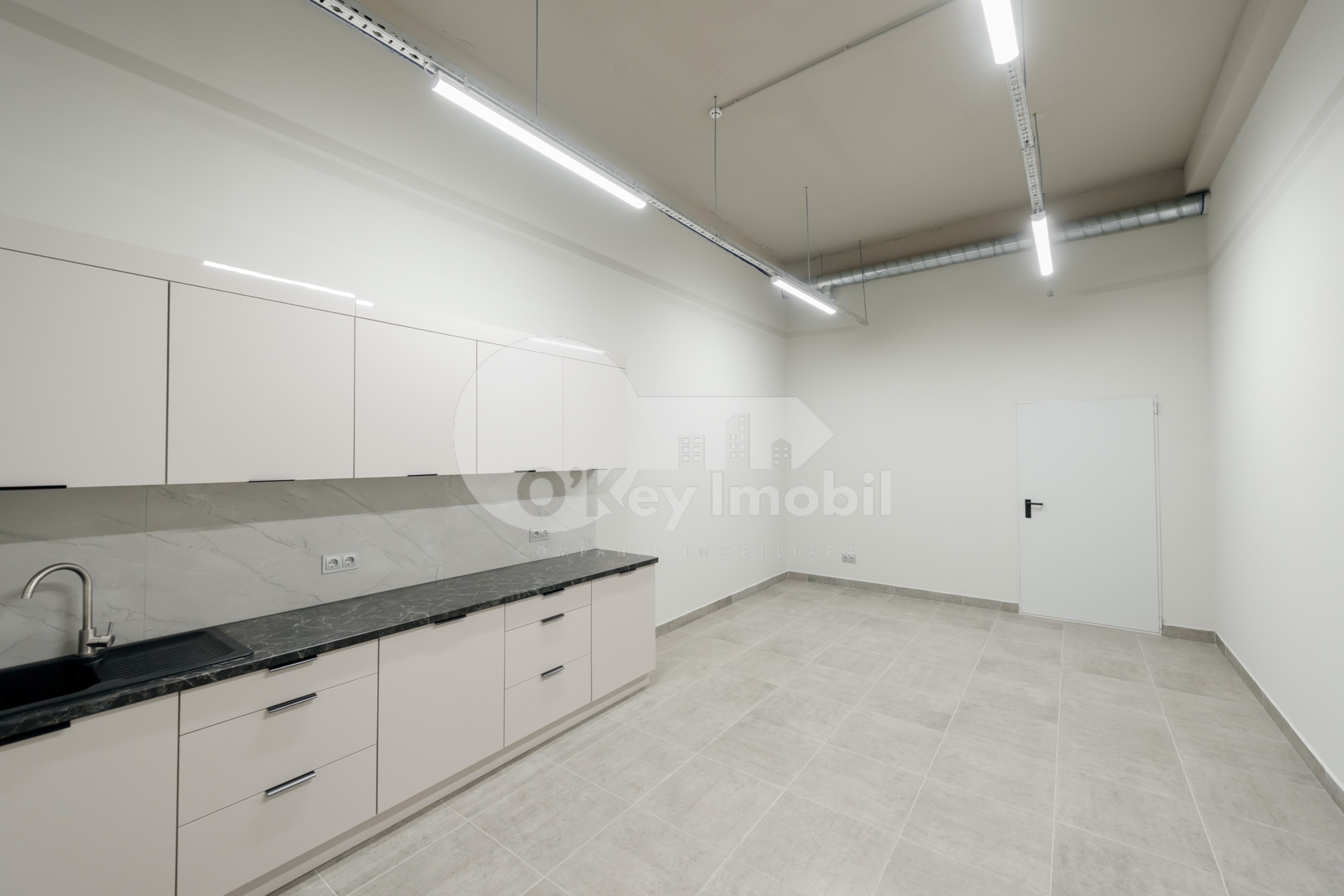 Spațiu comercial, Centru, COLUMNA