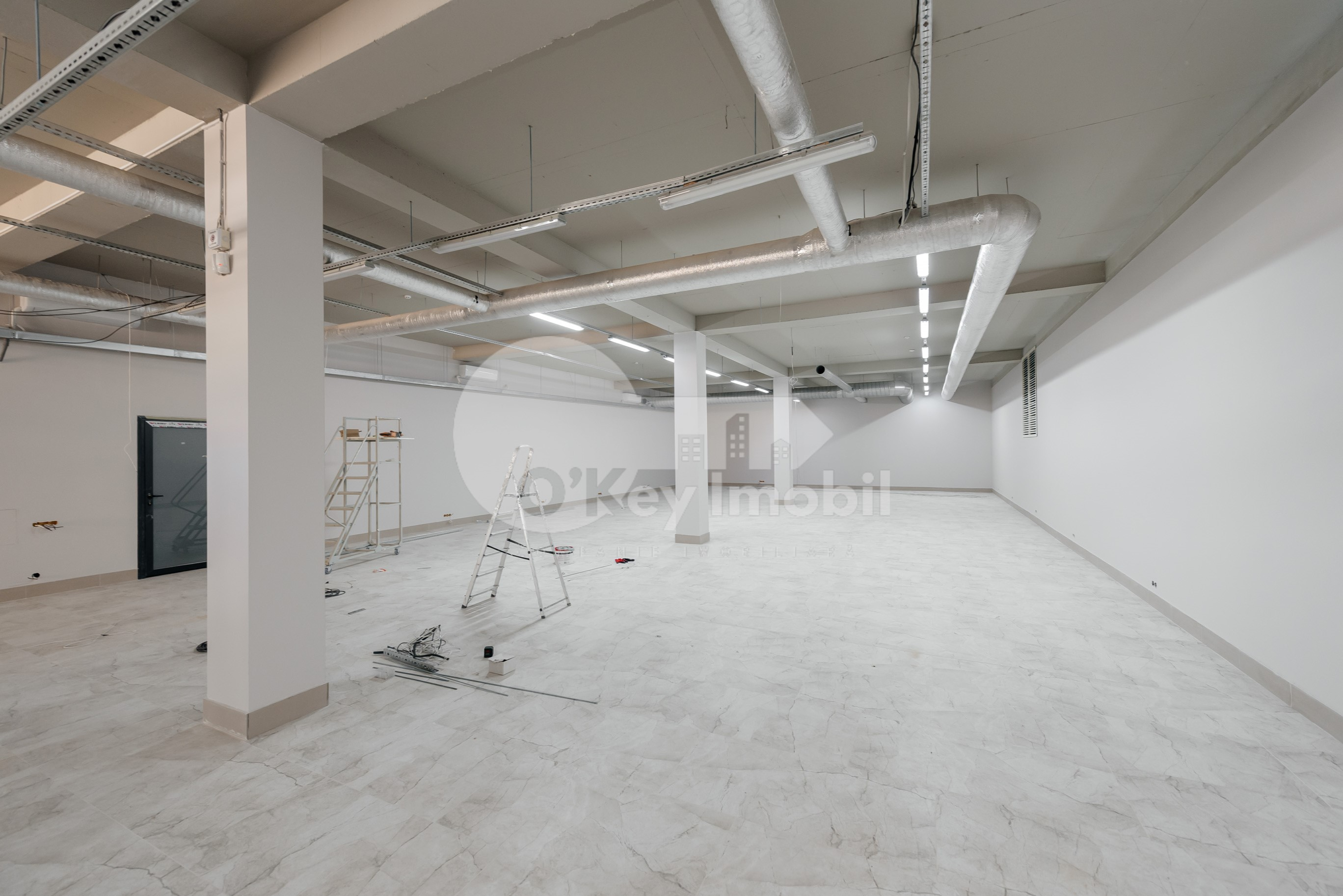 Spațiu comercial, Centru, COLUMNA