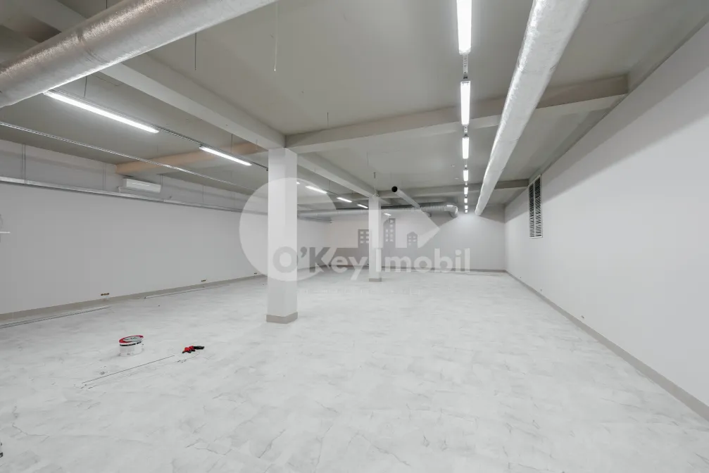 Комм. помещение, Центр, КОЛУМНА