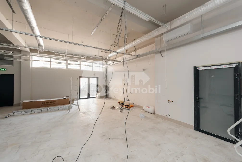 Комм. помещение, Центр, КОЛУМНА