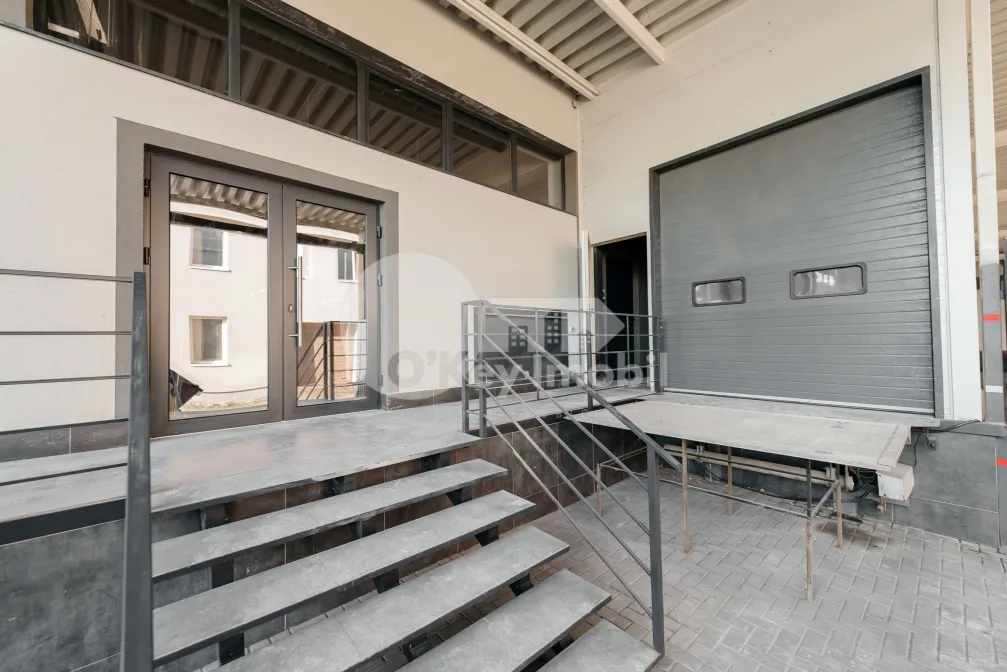 Комм. помещение, Центр, КОЛУМНА