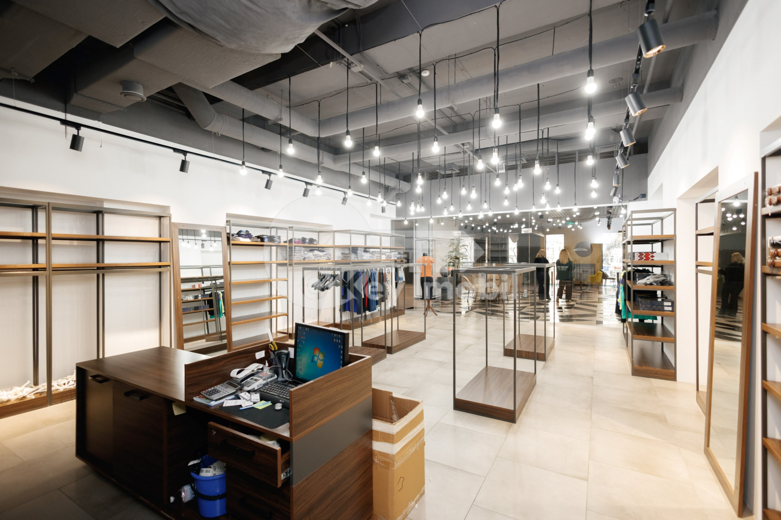 Spațiu comercial, Râșcani, BOGDAN VOIEVOD