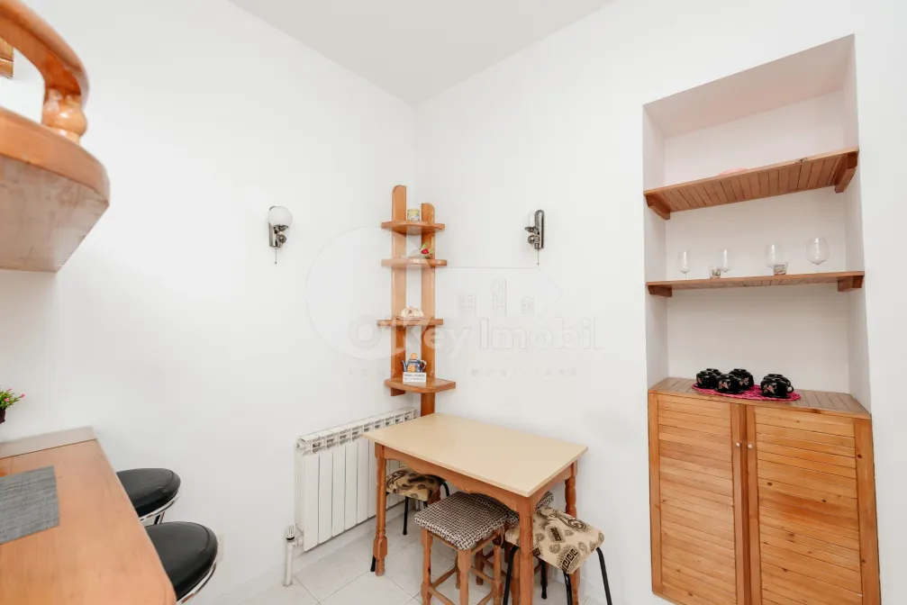 Apartament, Centru, 31 AUGUST