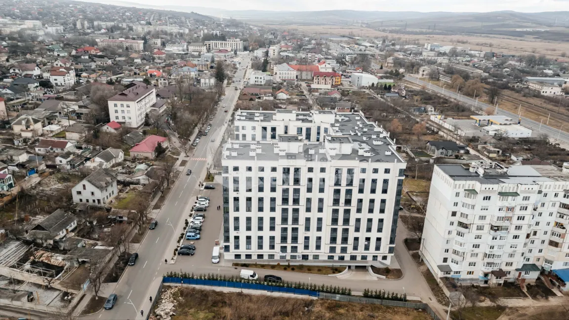 Apartament, STRĂȘENI