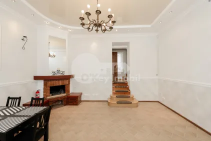 Офис, Центр, ЩУСЕВА