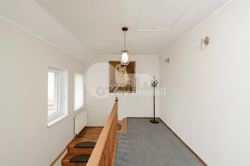 Oficiu, Centru, ALEXEI ȘCIUSEV