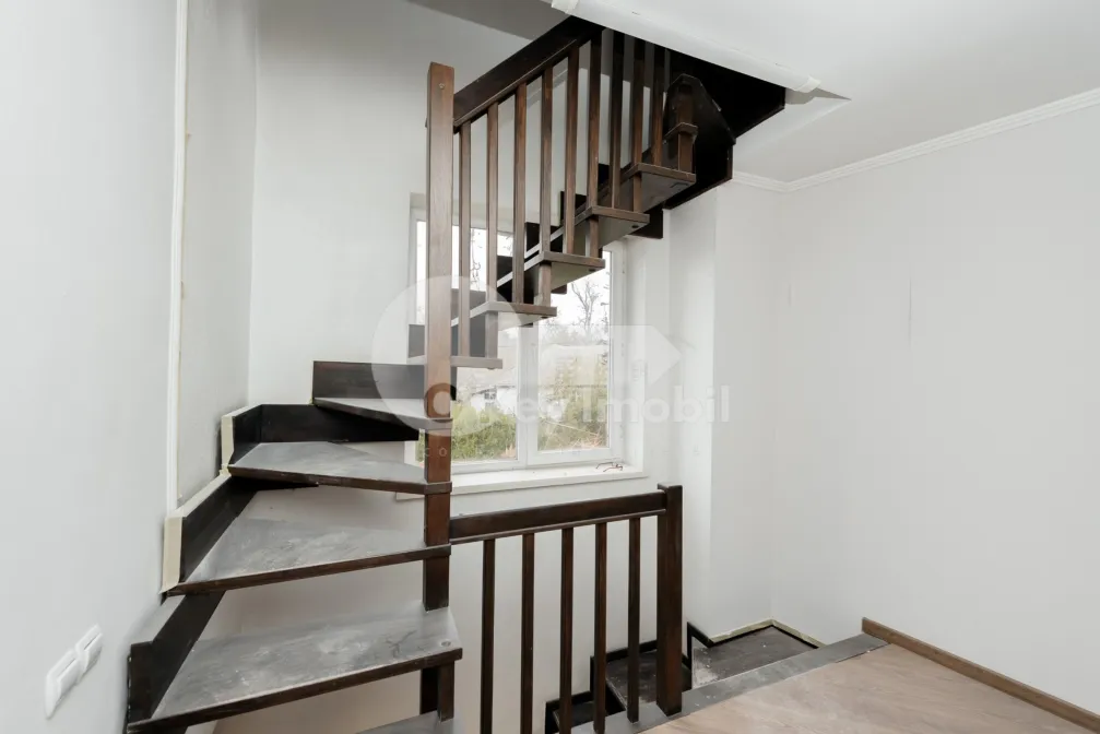 Комм. помещение, Центр, ЩУСЕВА